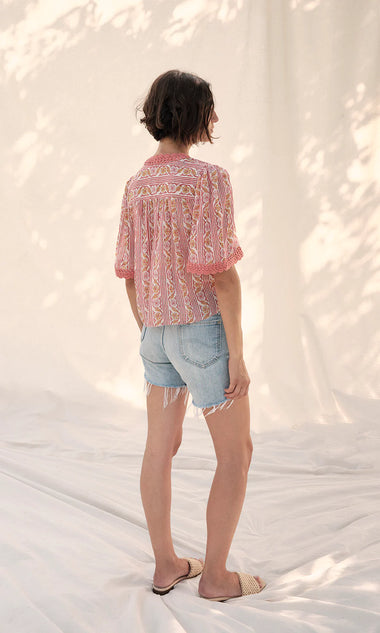 Meghry Retro Floral Block Top