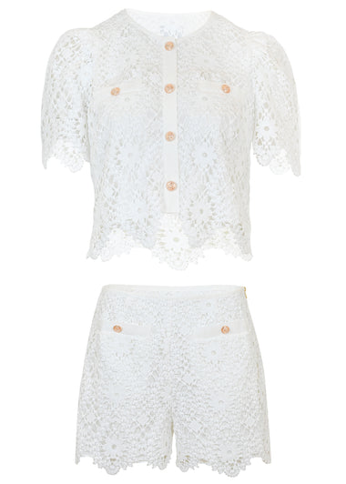 Ravina Daisy Intricate Embroidery Set