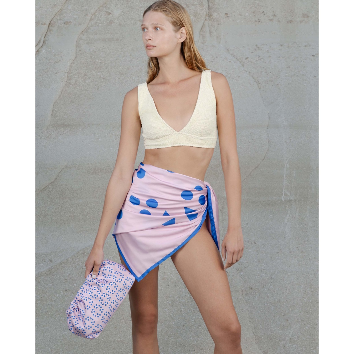 Load image into Gallery viewer, Multicolour Patterned Pareo Candy - ONE SIZE - Sarong
