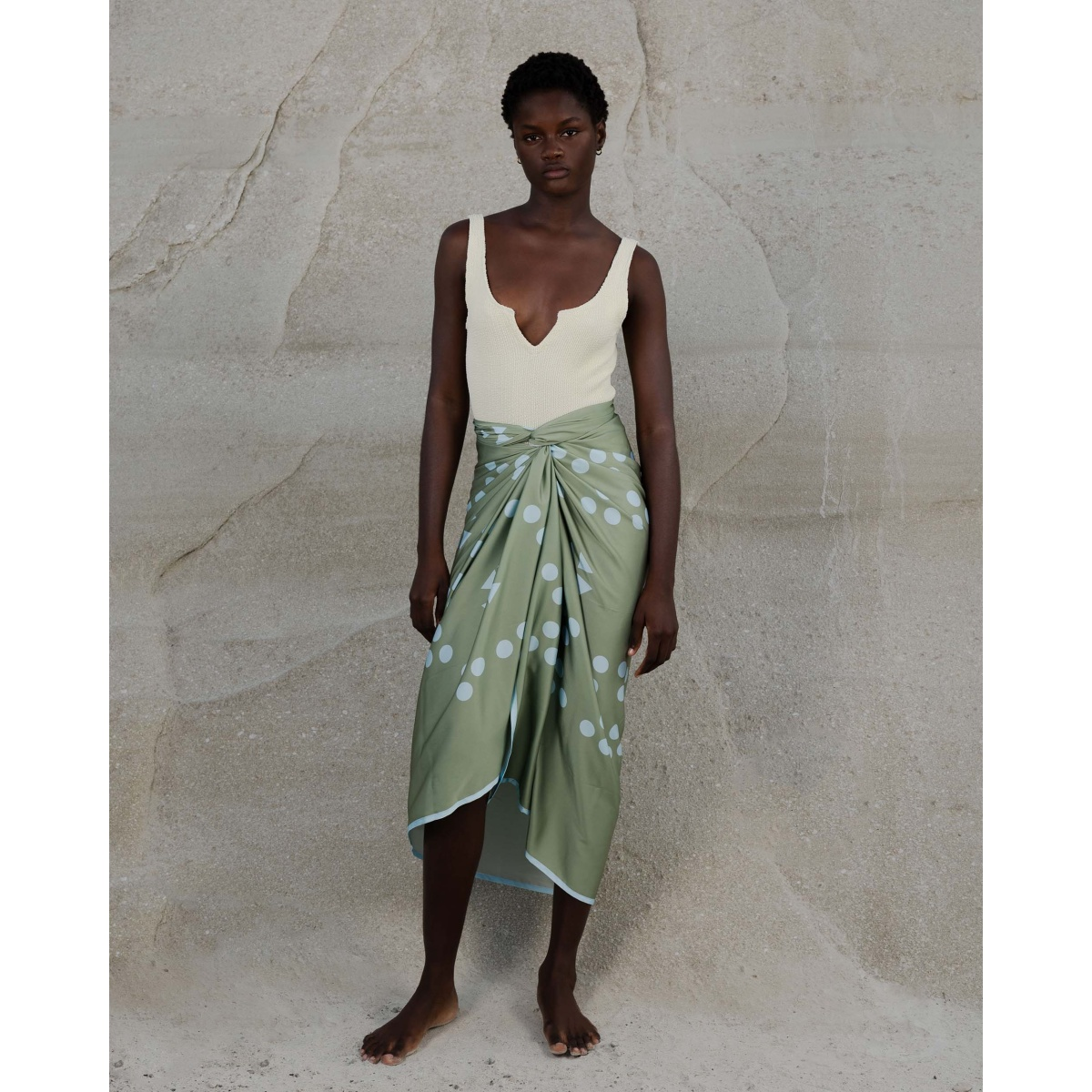 Load image into Gallery viewer, Multicolour Patterned Pareo Mint - ONE SIZE - Sarong
