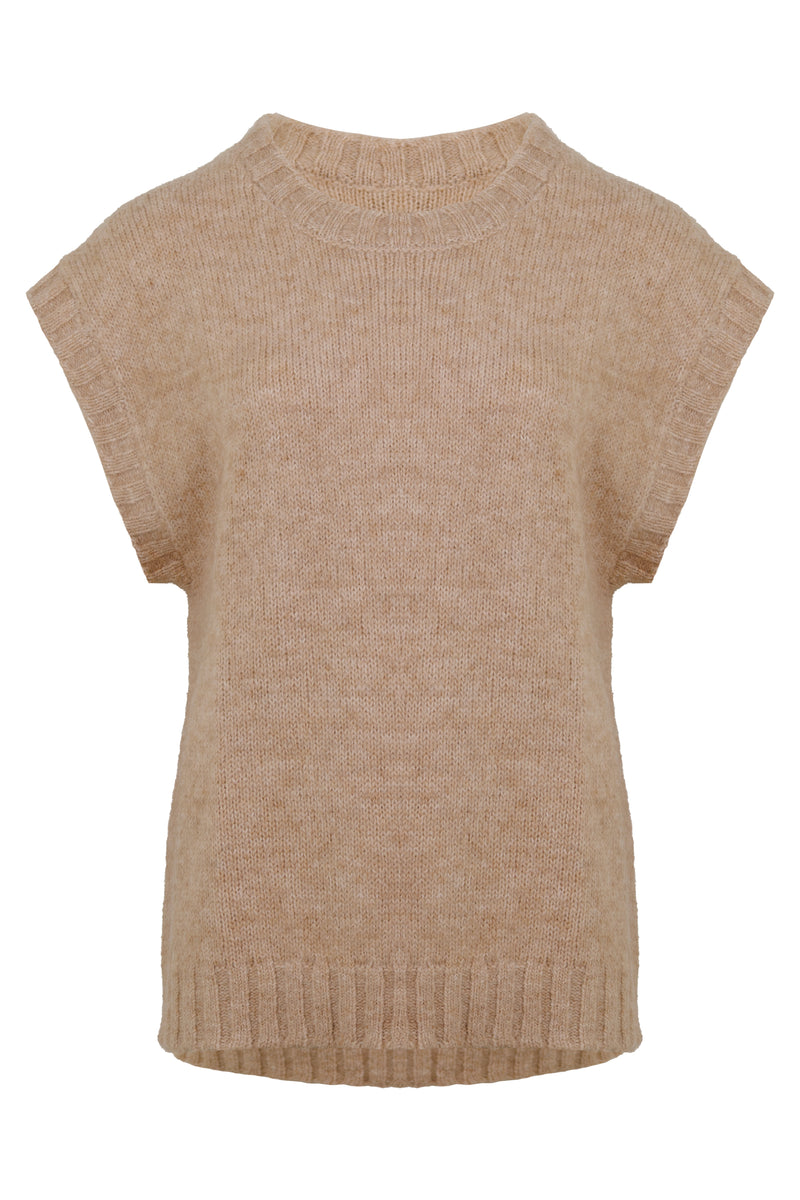 Darcy Vest