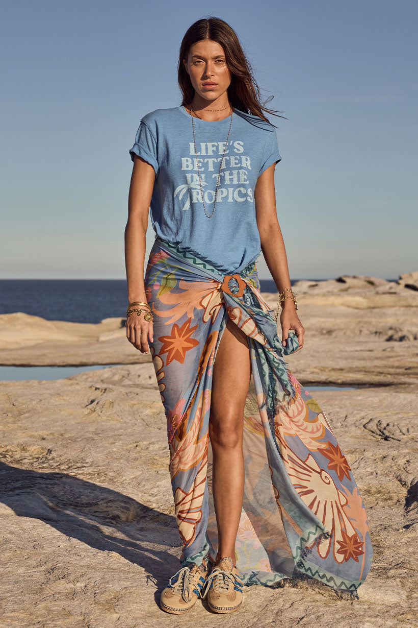 Load image into Gallery viewer, Oceana Travel Scarf Sea Blue
