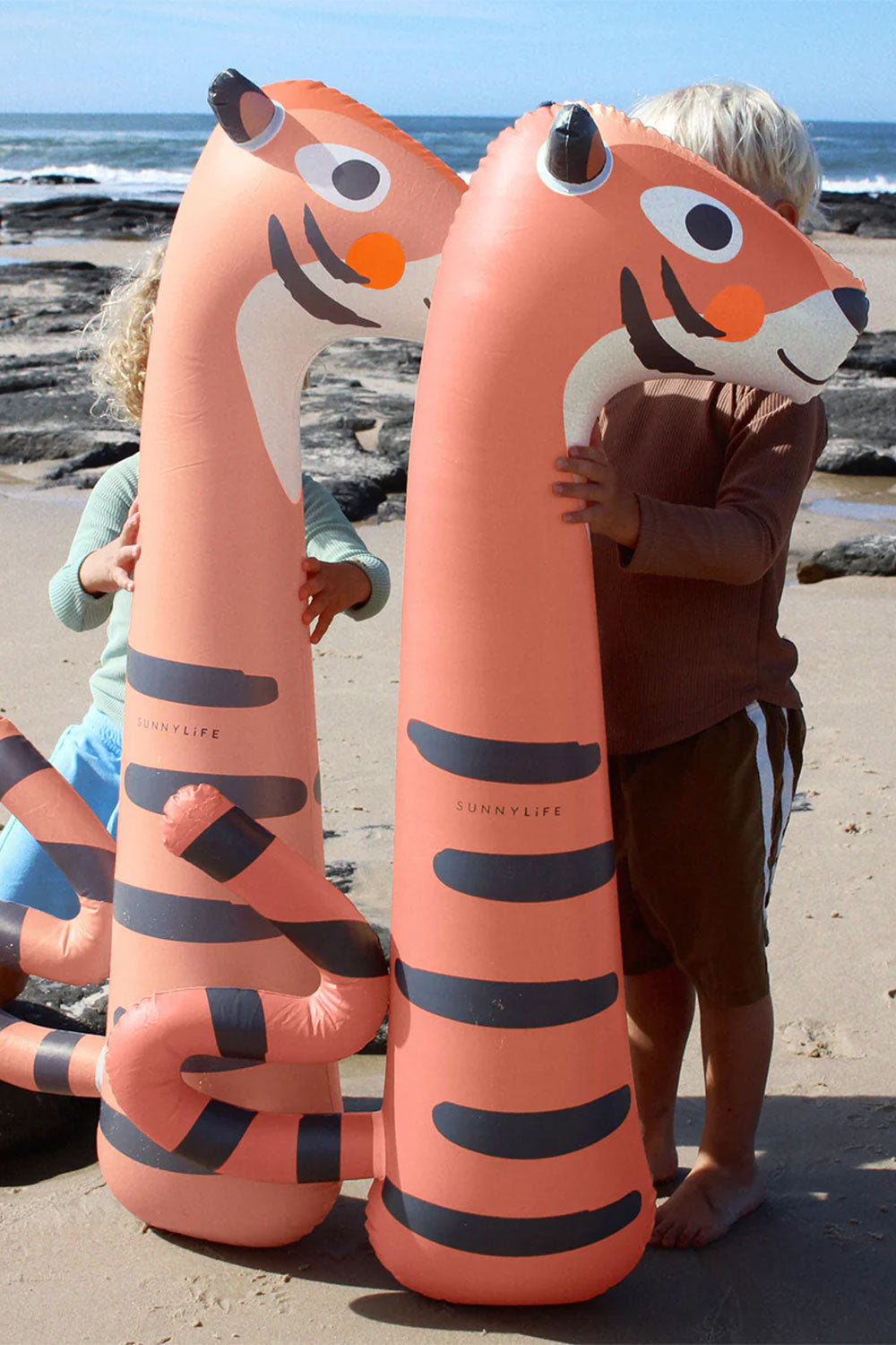 Load image into Gallery viewer, Kids Inflatable Noodle Tino Tiger Clay Set of 2
