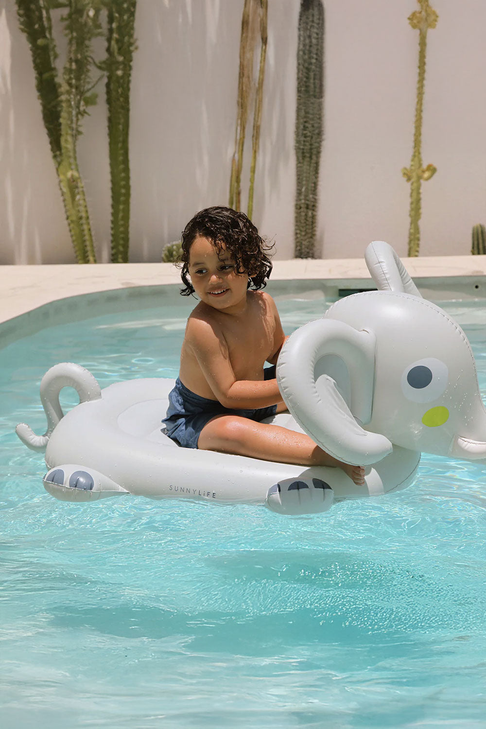 Load image into Gallery viewer, Kids Ride-On Float Eli Elephant Grey
