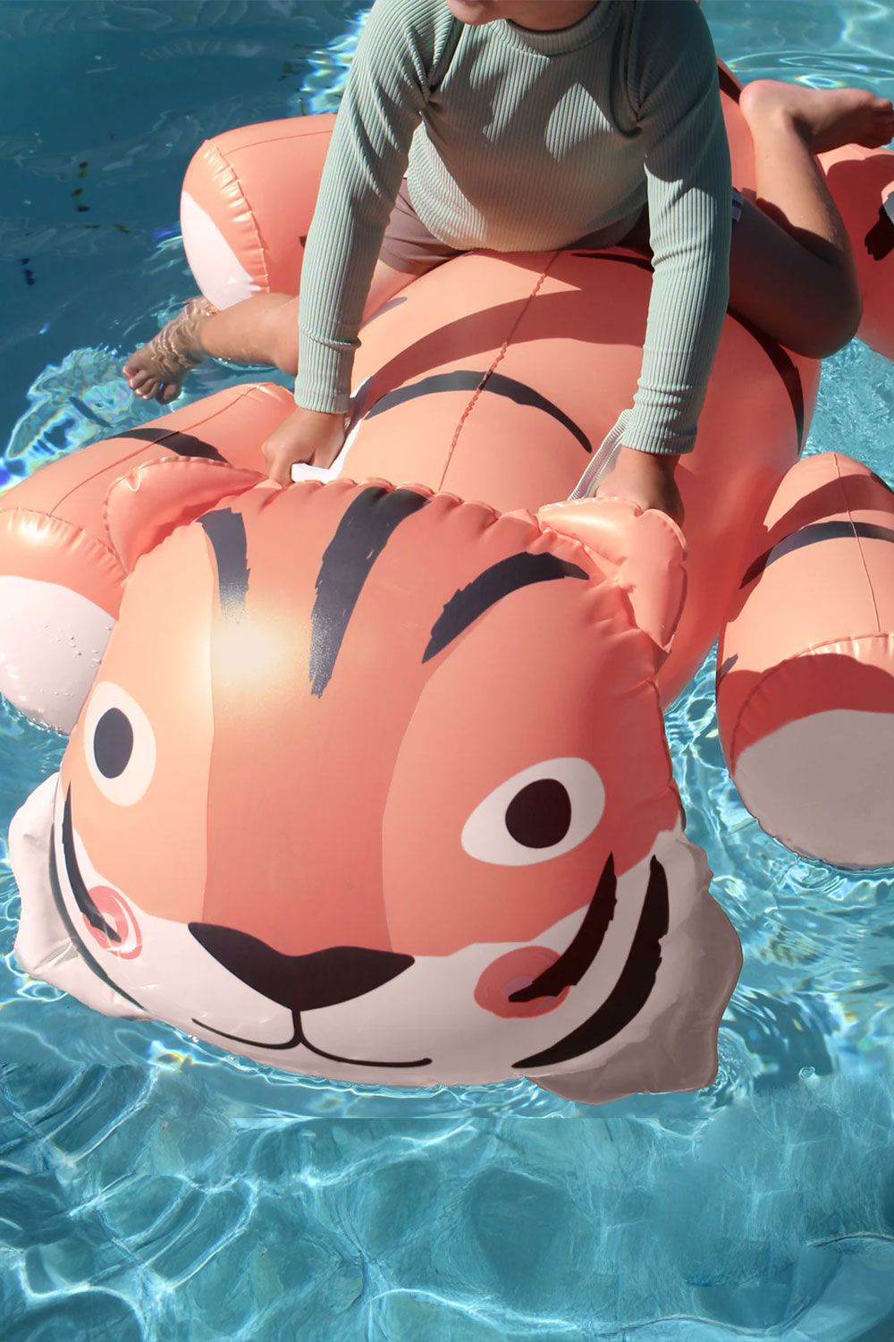 Load image into Gallery viewer, Kids Ride-On Float Tino Tiger Clay
