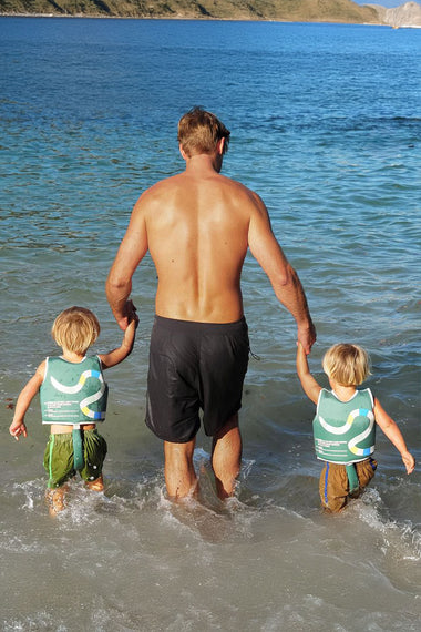Kids Swim Vest Into The Jungle Green