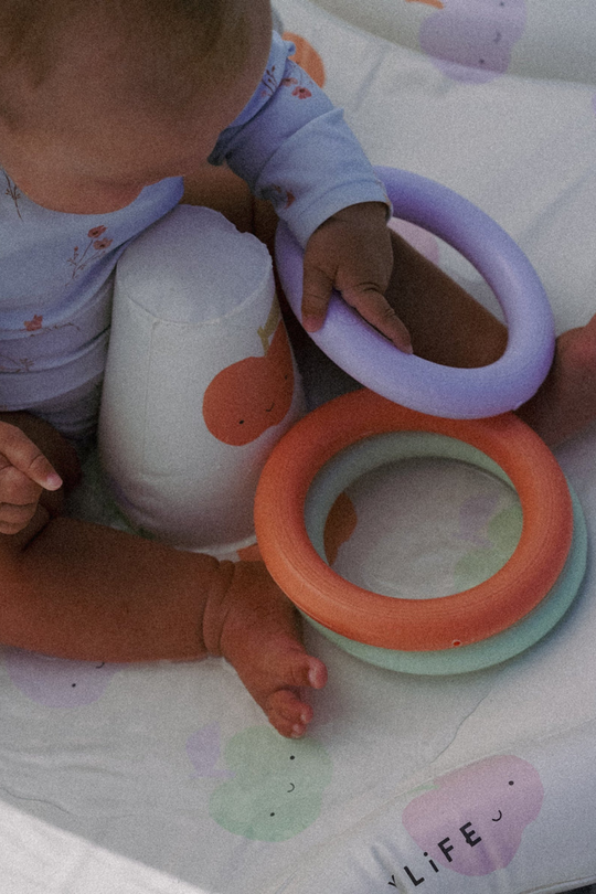 Load image into Gallery viewer, Baby Playmat With Shade Apple Sorbet Multi
