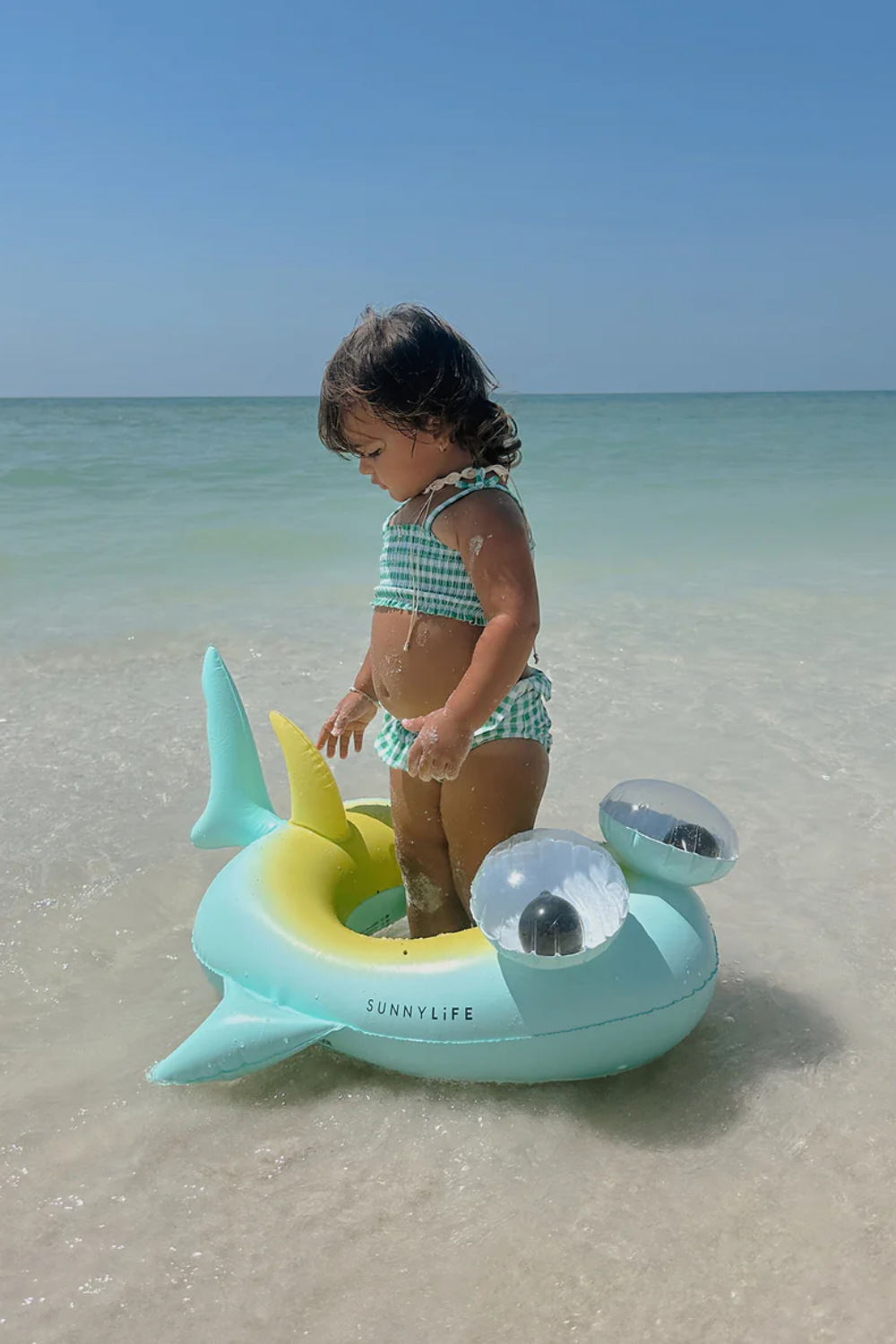Load image into Gallery viewer, Kids Pool Ring Salty the Shark Multi
