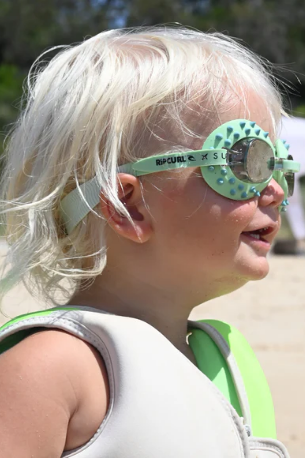 Load image into Gallery viewer, Kids Swim Goggles Shred Turtle Aqua
