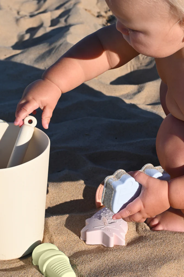 Silicone Bucket & Spade Set Apple Sorbet Multi