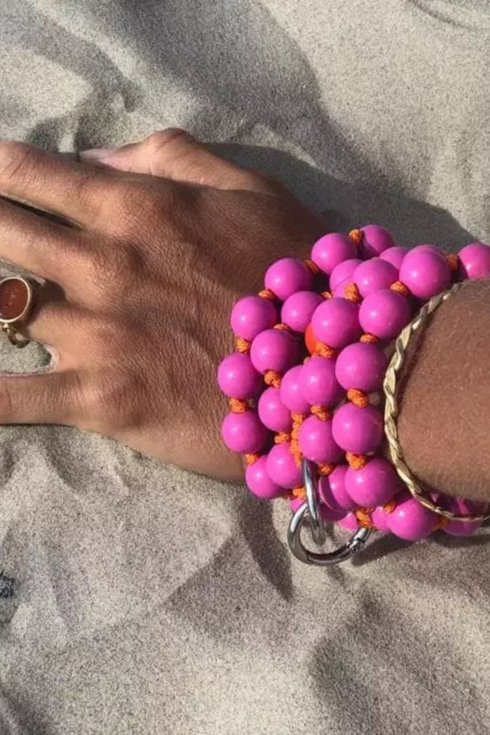 Load image into Gallery viewer, Phone Crossbody Chain Love
