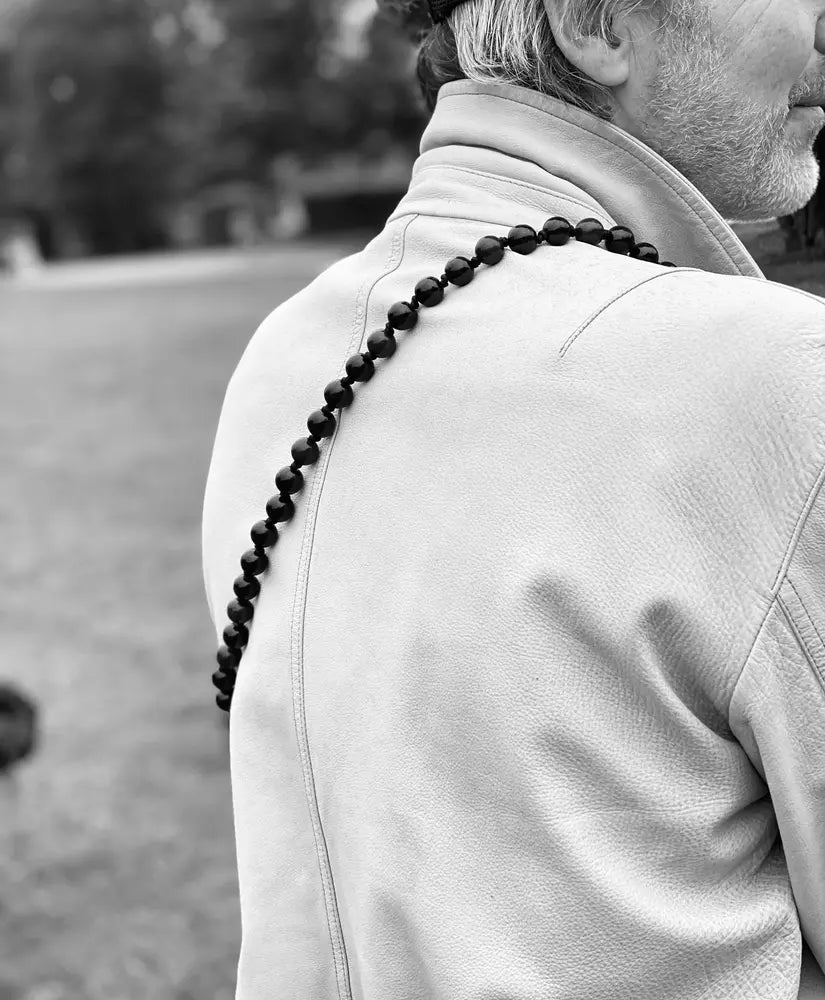 Load image into Gallery viewer, Phone Crossbody Chain Black - Phone Case Strap
