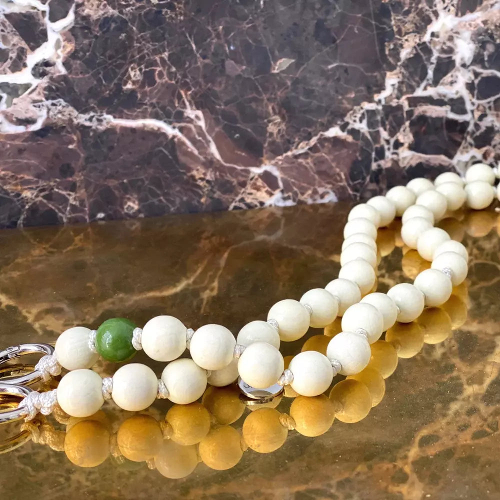 Load image into Gallery viewer, Phone Crossbody Chain Cream - Phone Case Strap
