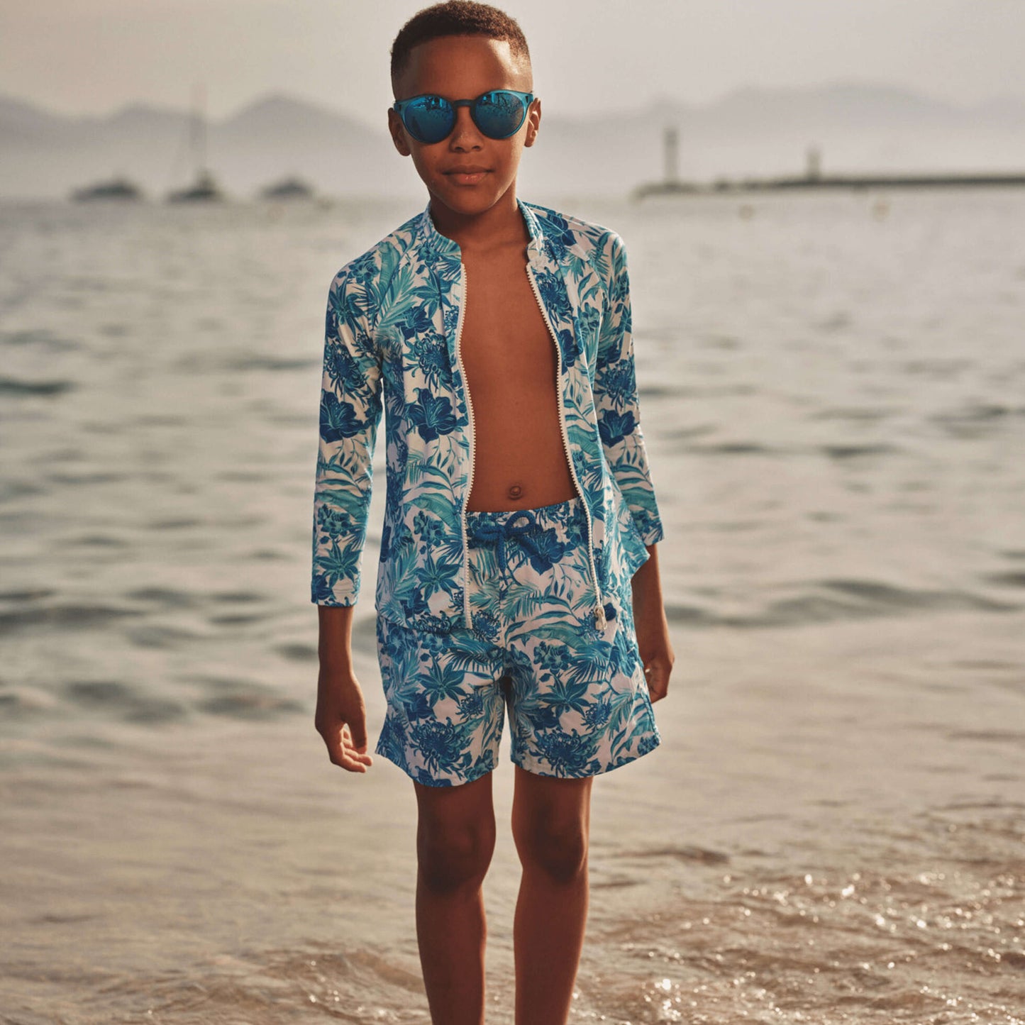 Load image into Gallery viewer, Boys Stretch Swim Short Tahiti Flower - Swim Shorts
