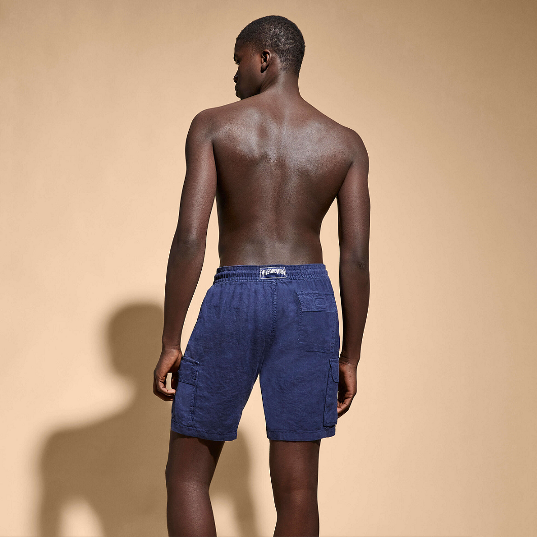 Load image into Gallery viewer, Men Linen Bermuda Short Cargo Pockets Navy - Shorts
