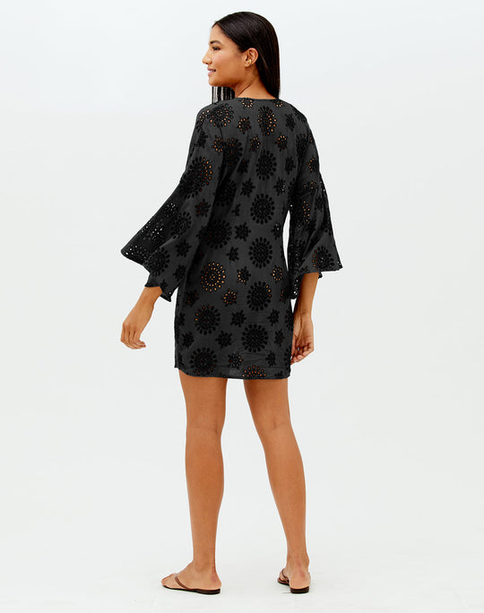 Eyelet Perola Short Cover Up Black - Cover Up