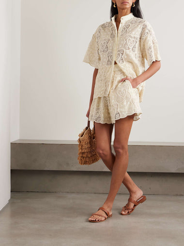 Wanderlust Tuck Short Cream/Ivory