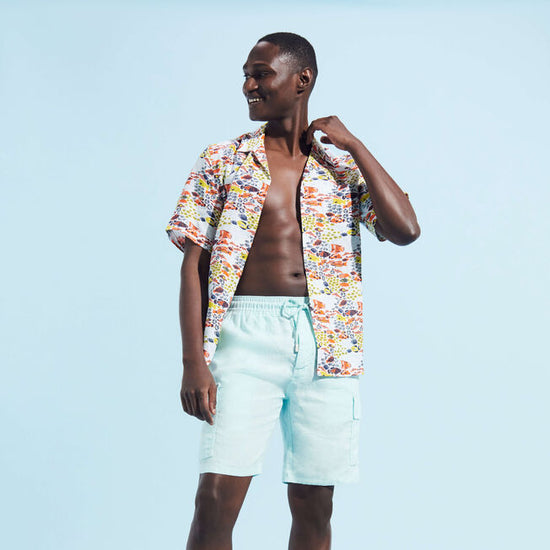 Load image into Gallery viewer, Mens Linen Shorts in Light Blue
