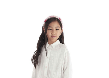 Girl Wearing Missoni Kids Headband in Pink