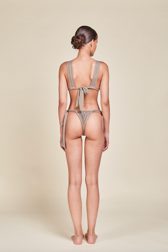 Load image into Gallery viewer, Triangle Bikini Top Concha Rosa
