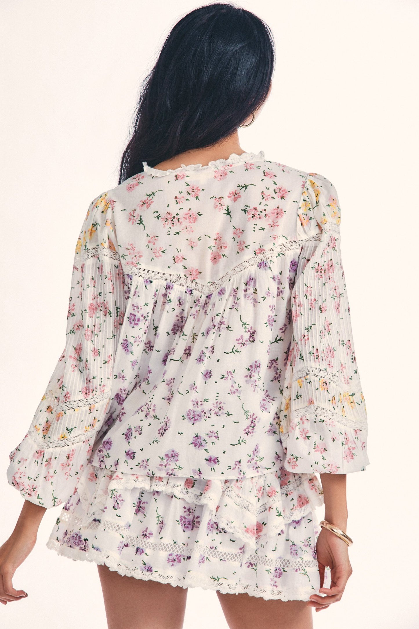 Load image into Gallery viewer, Badyn Blouse Fruit Bliss - Top
