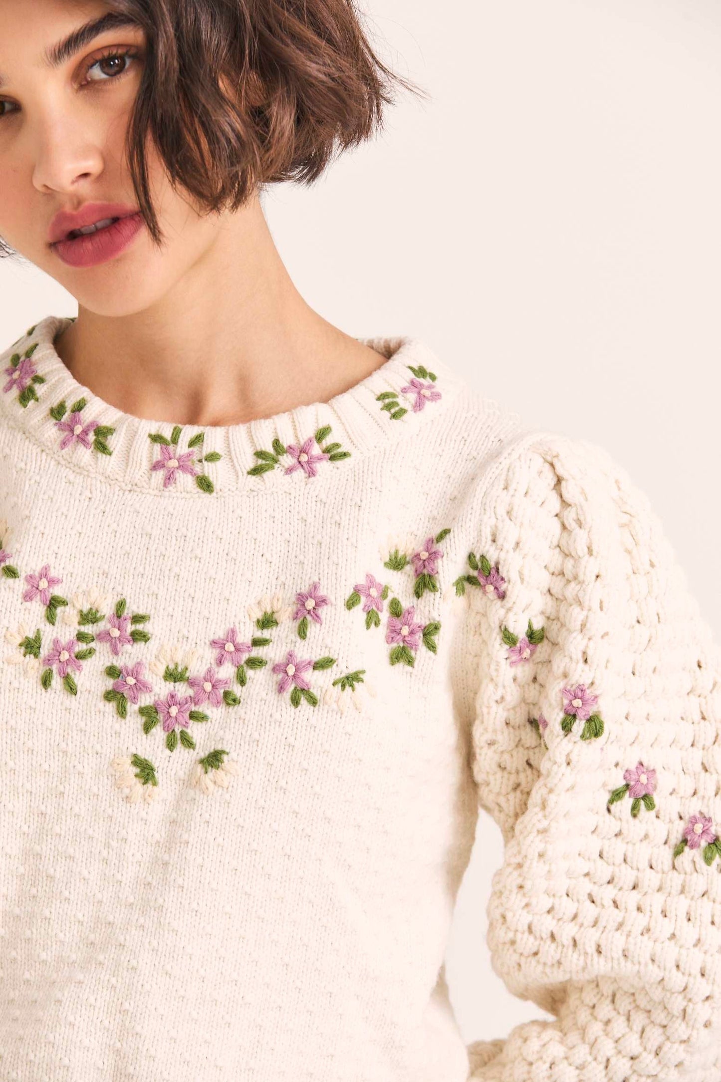 Load image into Gallery viewer, Kenzly Pullover Ivory - Pullover
