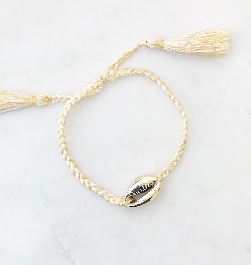 Load image into Gallery viewer, Braided Cowrie Shell Pull Tie Bracelet Cream Gold
