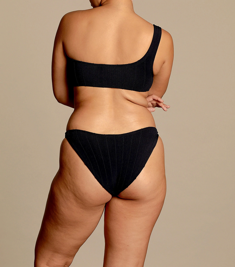 Load image into Gallery viewer, Luna Nile Bikini Black - ONE SIZE - Bikini
