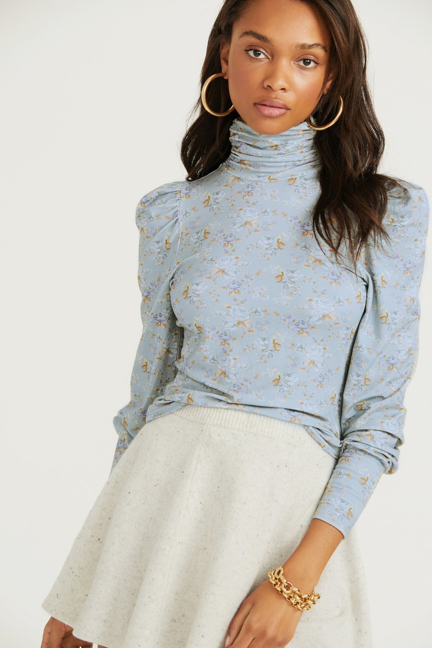 Load image into Gallery viewer, Vienna Turtleneck Sky Gray - Top
