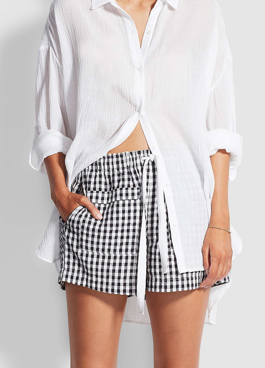 Load image into Gallery viewer, Gingham Beach Short Black
