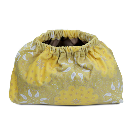 Load image into Gallery viewer, Velvet Cosmetic Bag with Magnetic Fastening
