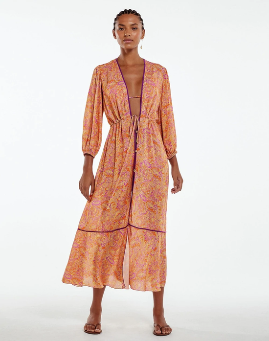 Magritte Lia Long Coverup